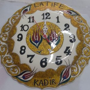 Altın Yaldızlı Duvar Saati